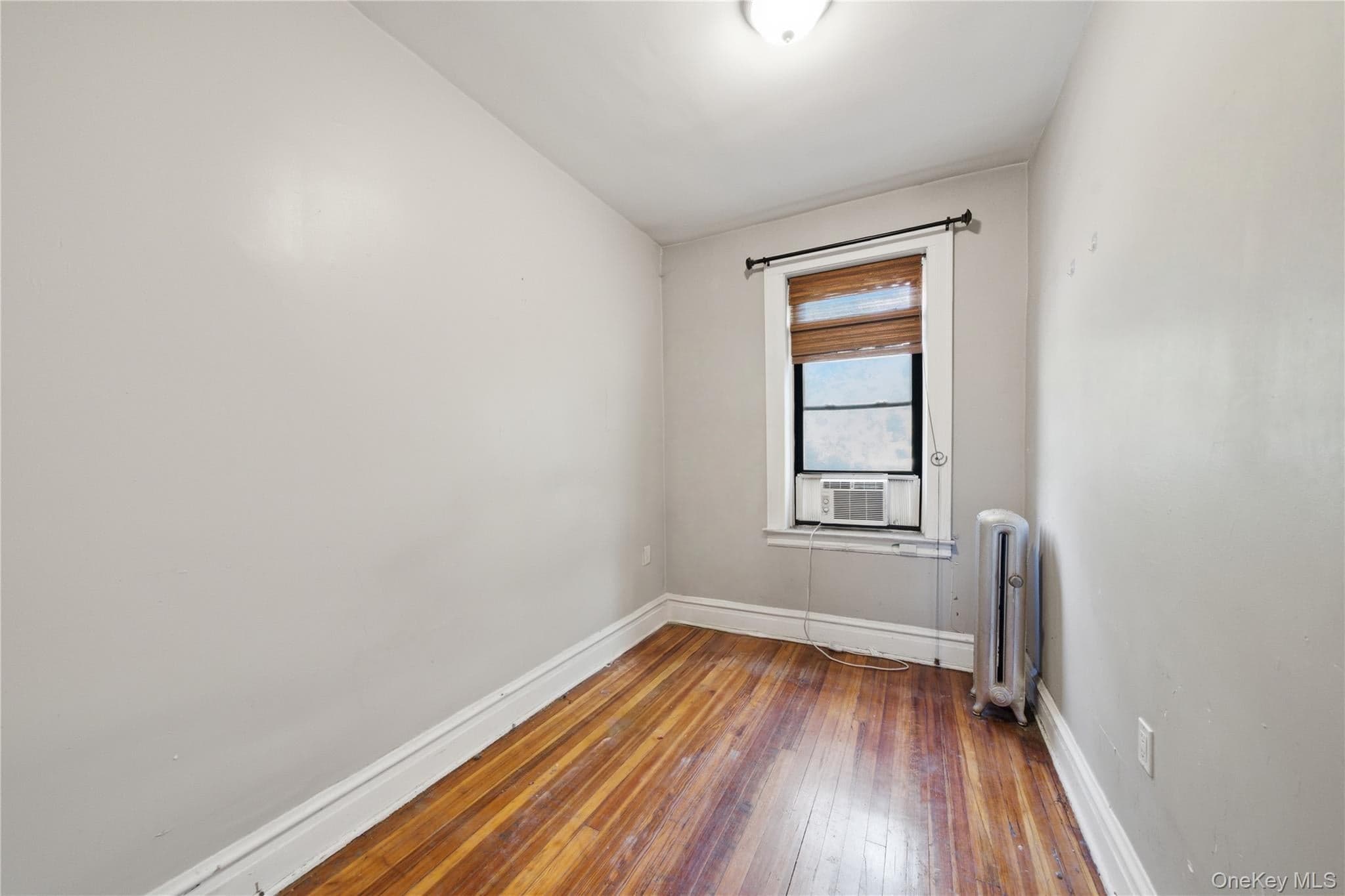 7935 Myrtle Avenue thumbnail 14