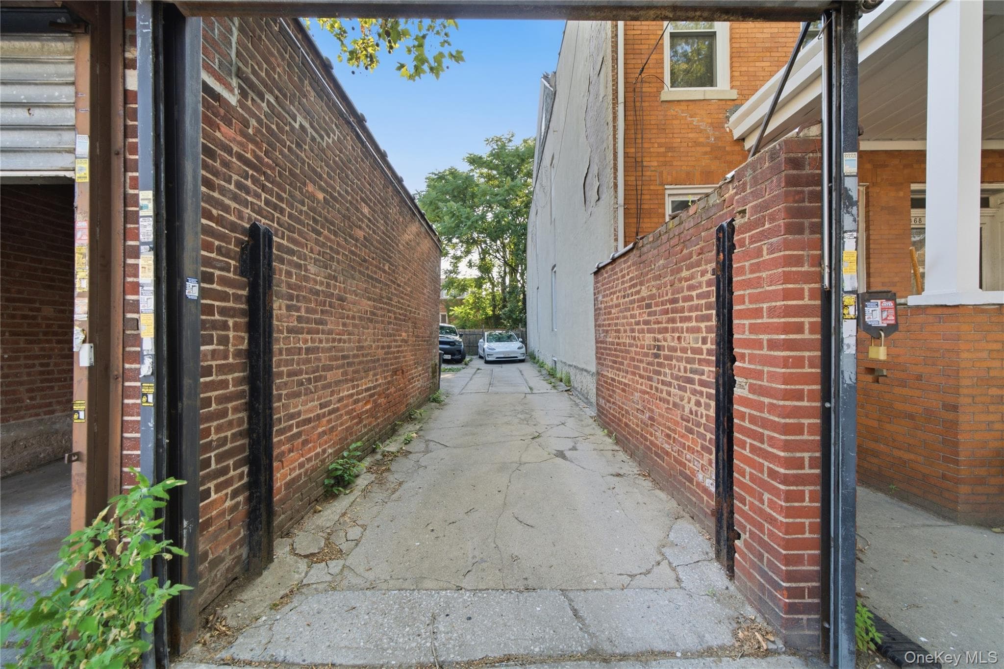 7935 Myrtle Avenue thumbnail 3