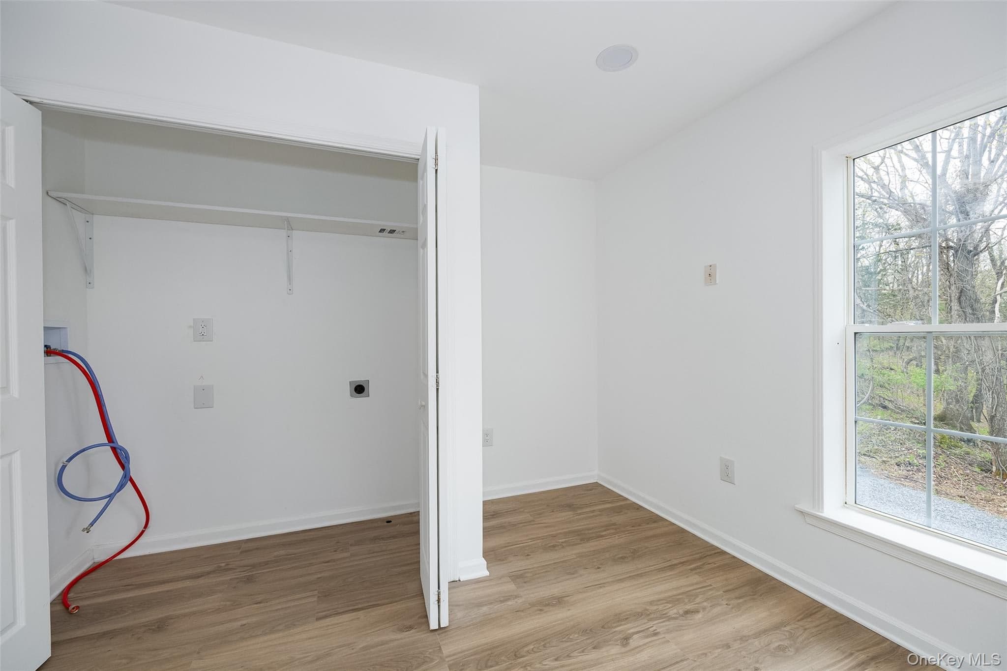 83 Weaver Road thumbnail 8
