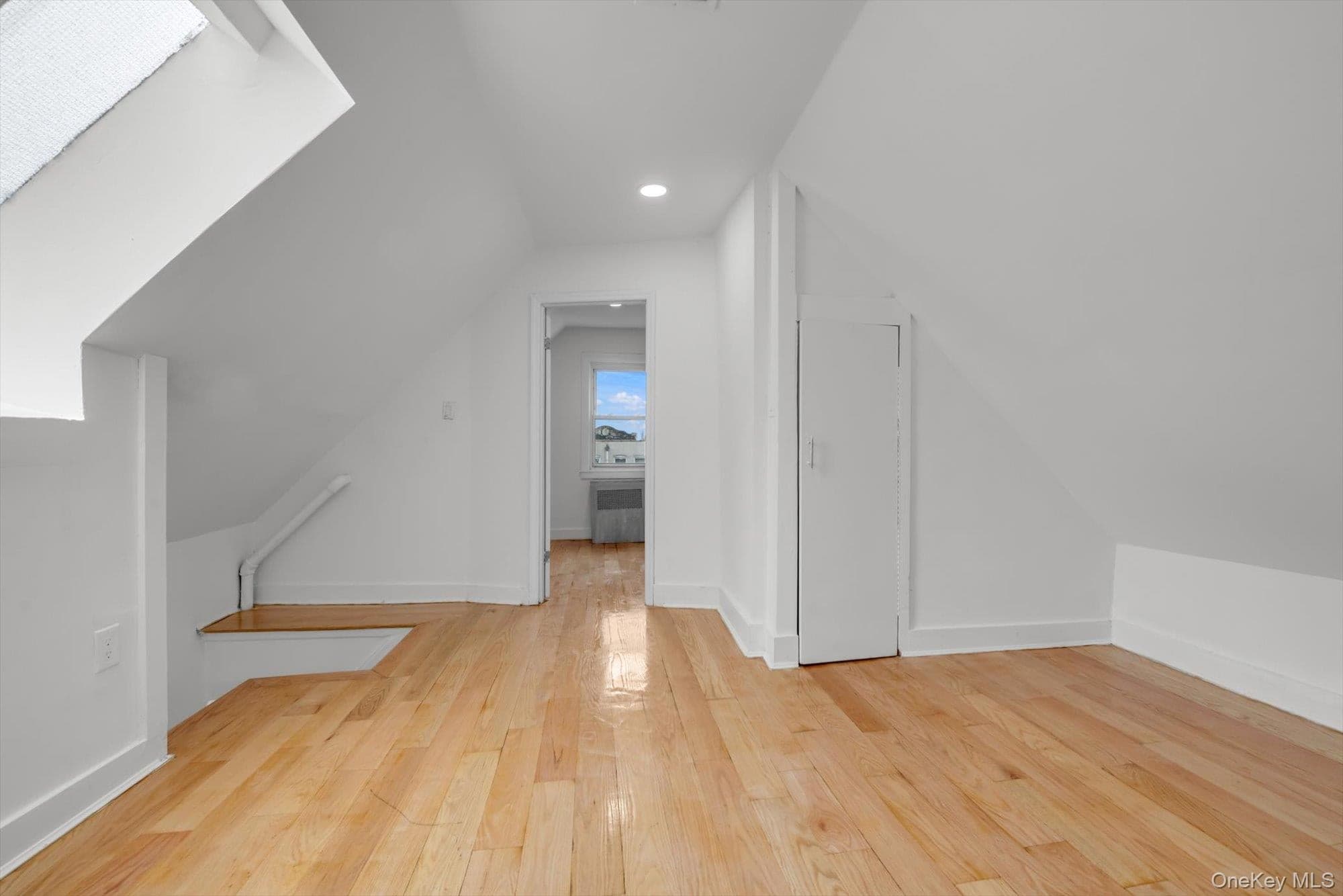 32-46 105th Street thumbnail 14