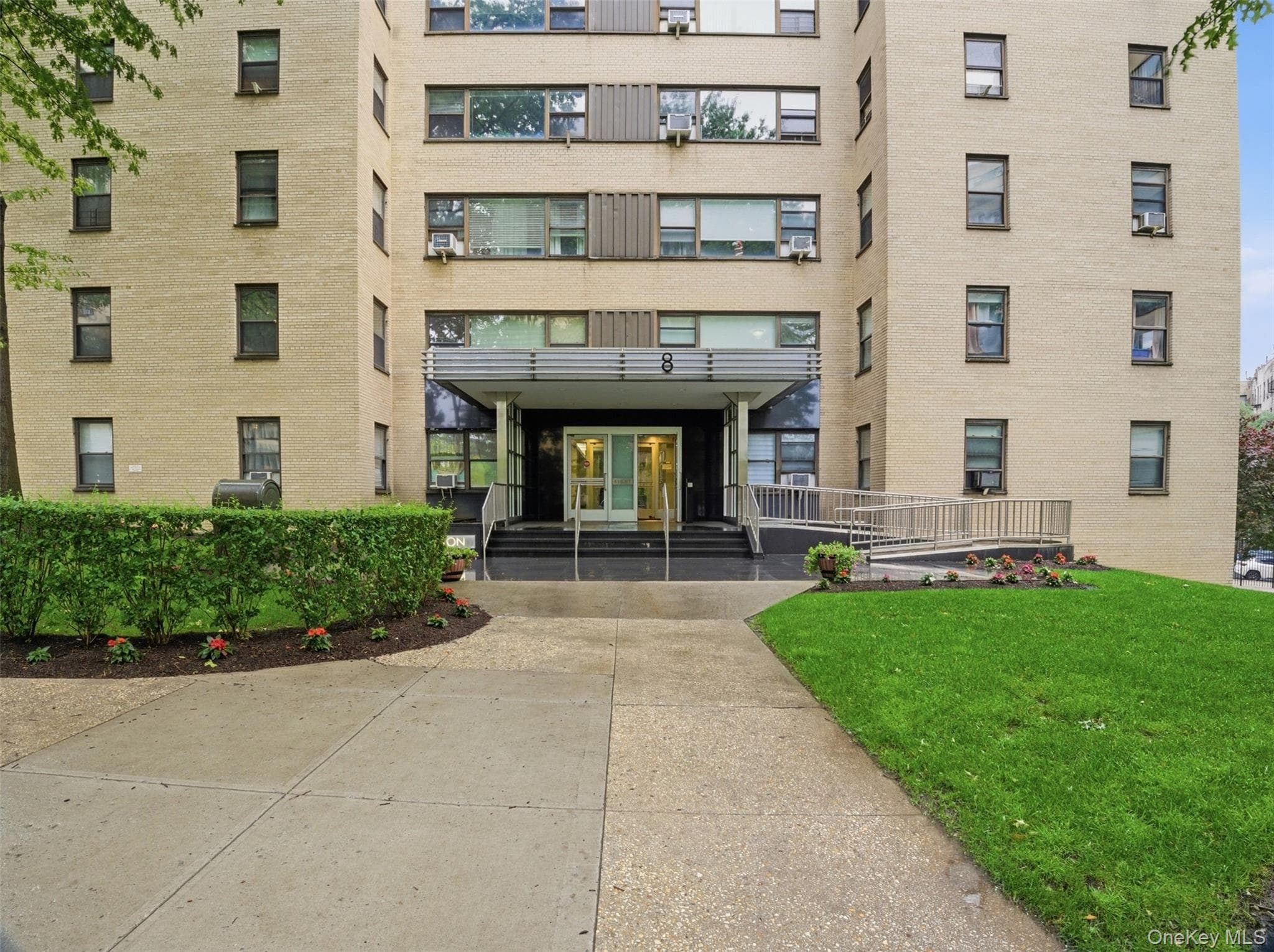 8 Fordham Hill Oval Unit: 1C thumbnail 18
