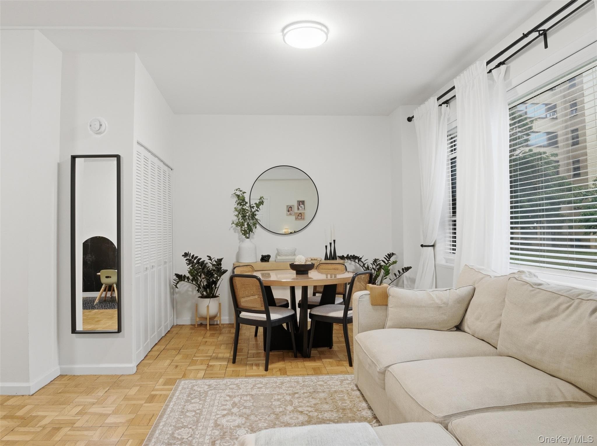 8 Fordham Hill Oval Unit: 1C thumbnail 5