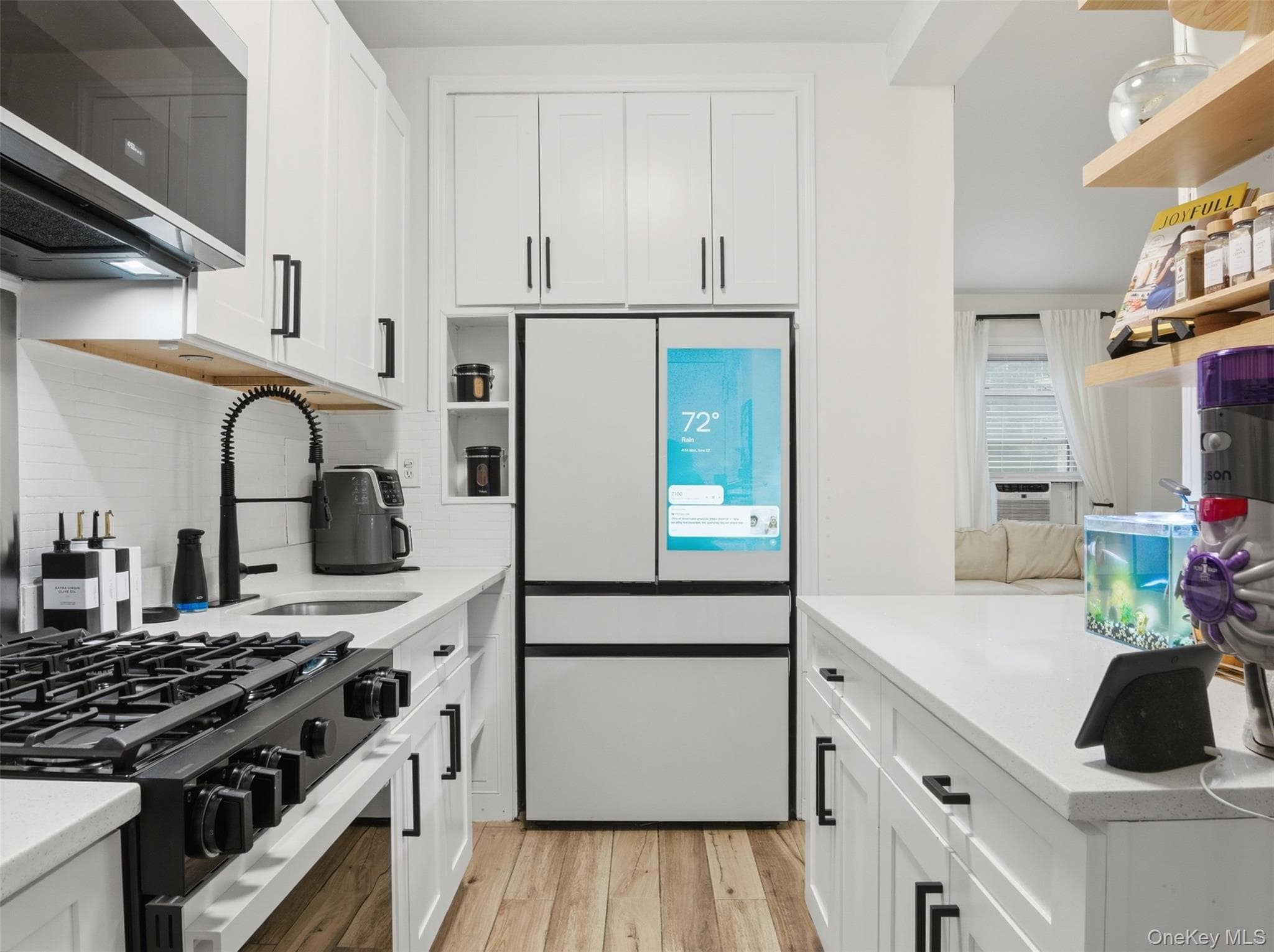 8 Fordham Hill Oval Unit: 1C, Bronx