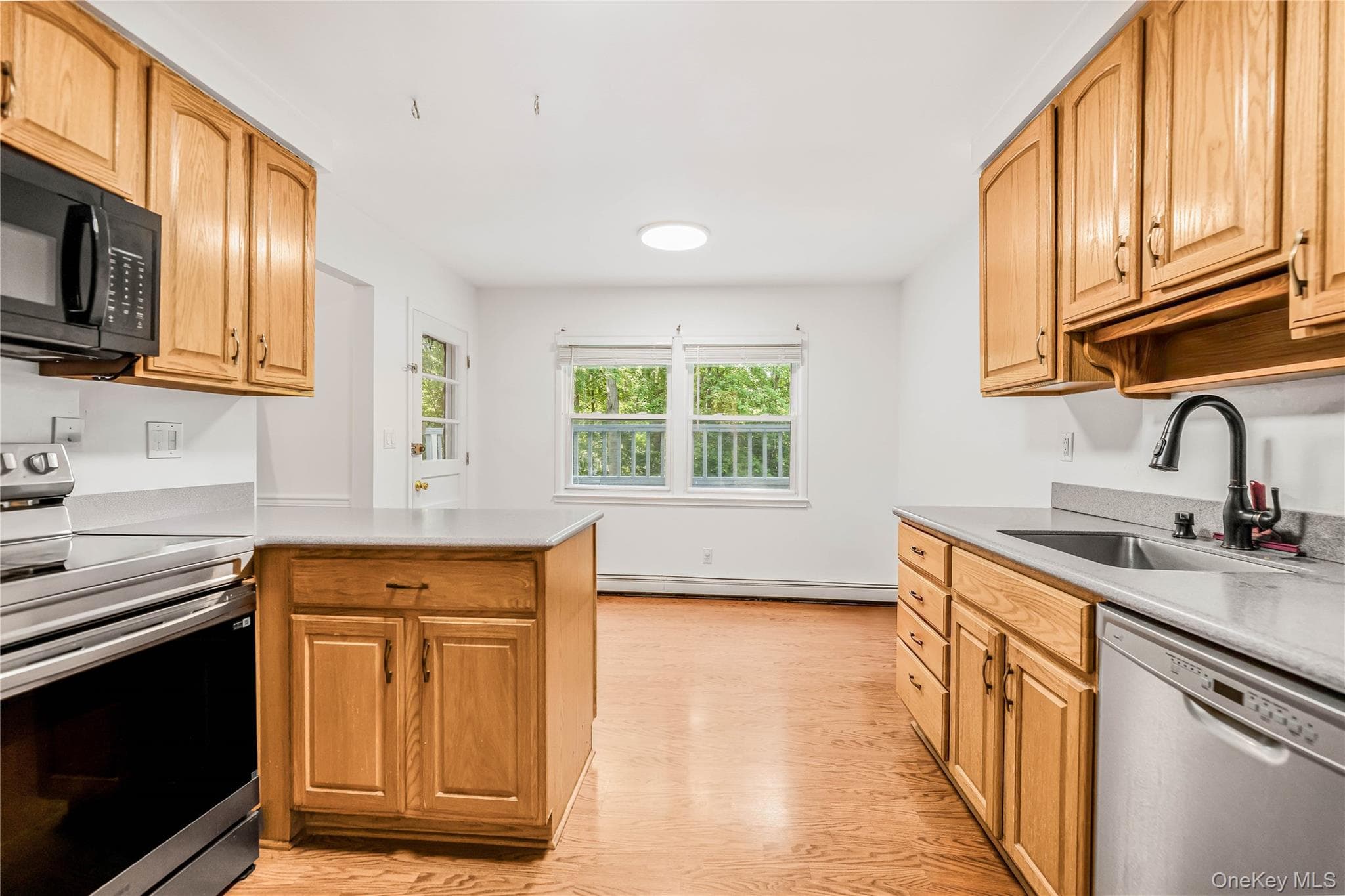 1019 Fox Meadow Road thumbnail 9