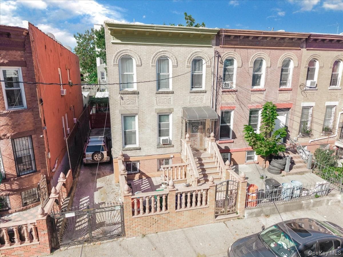 436 Lincoln Avenue thumbnail 2
