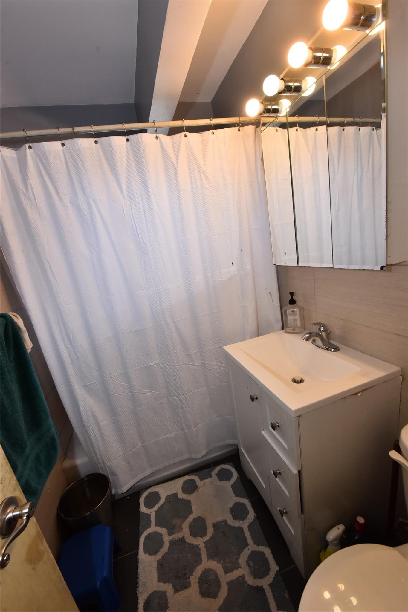 202-35 Foothill Avenue Unit: A78 thumbnail 7