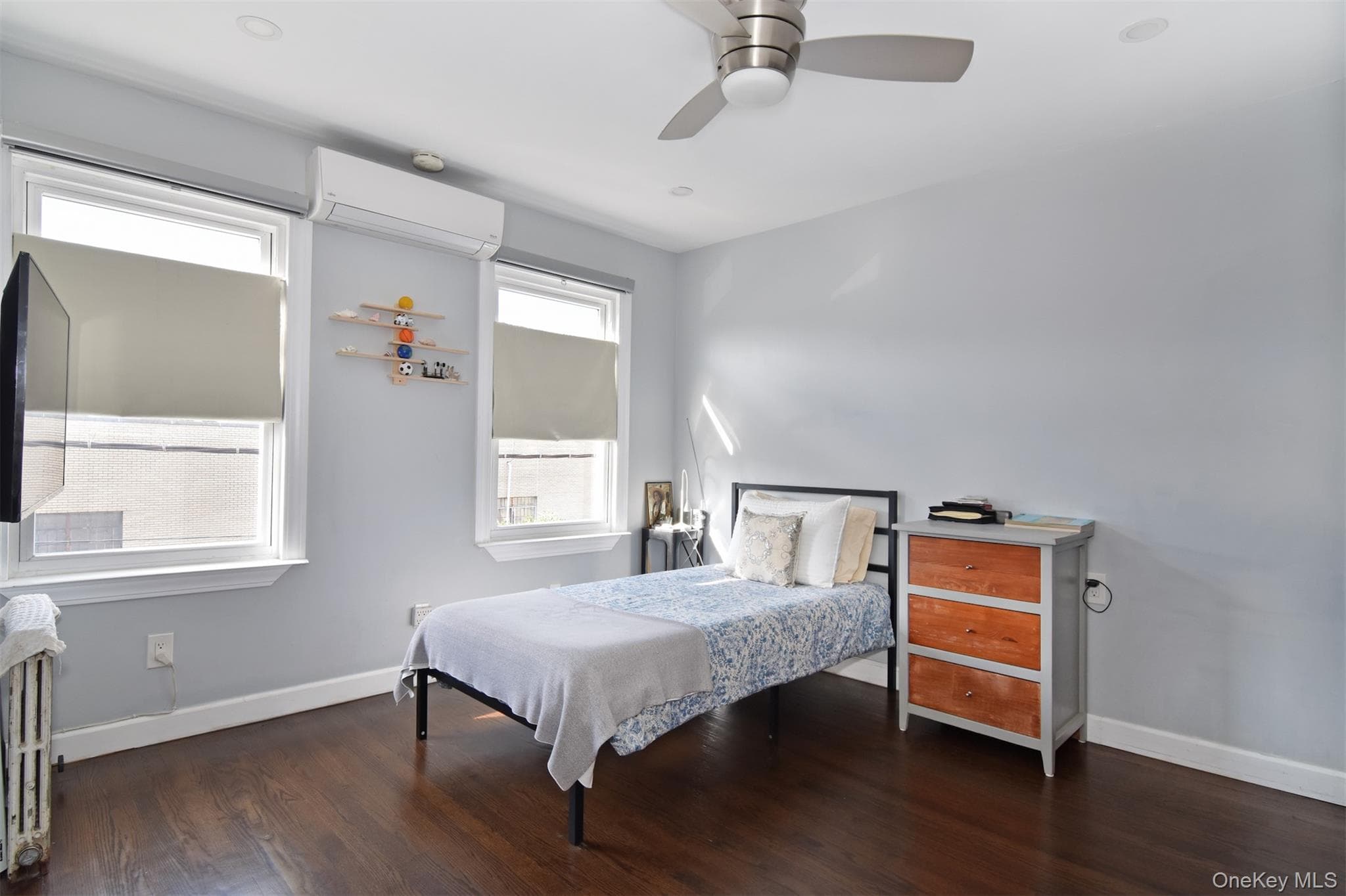 319 N Macquesten Parkway thumbnail 16