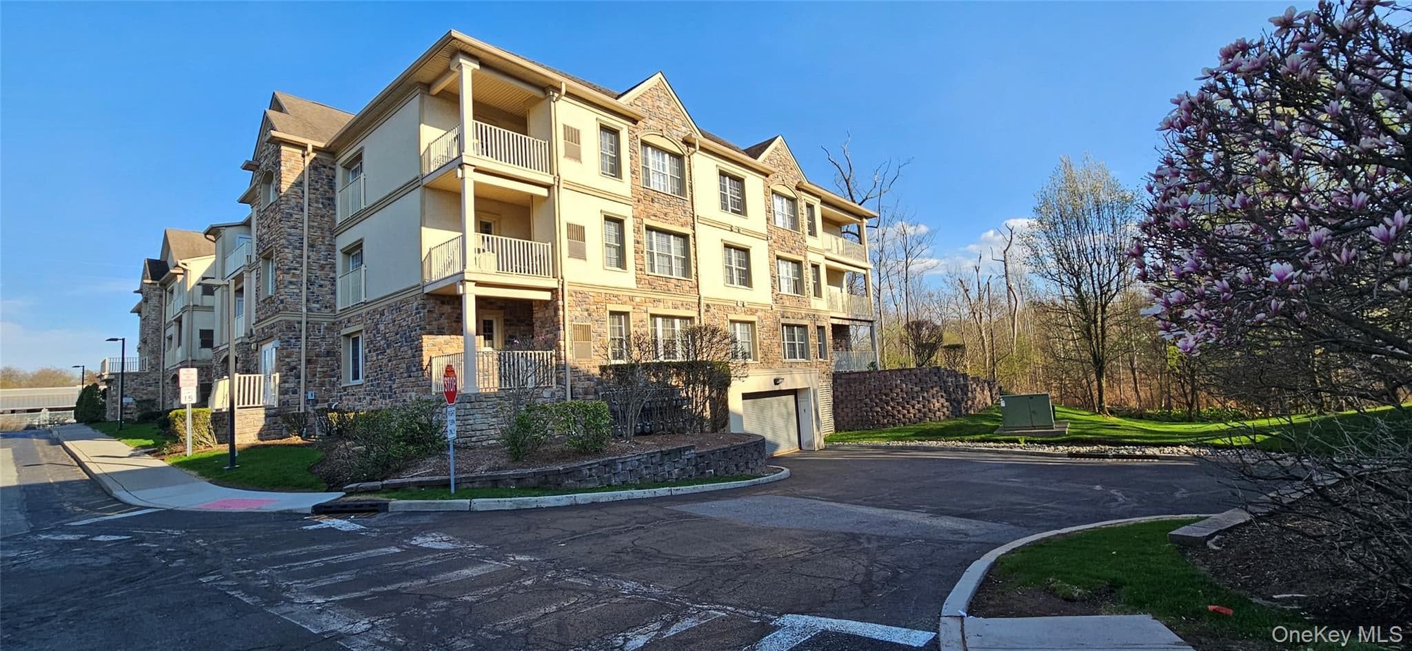 24 N De Baun Avenue Unit: 303 thumbnail 24