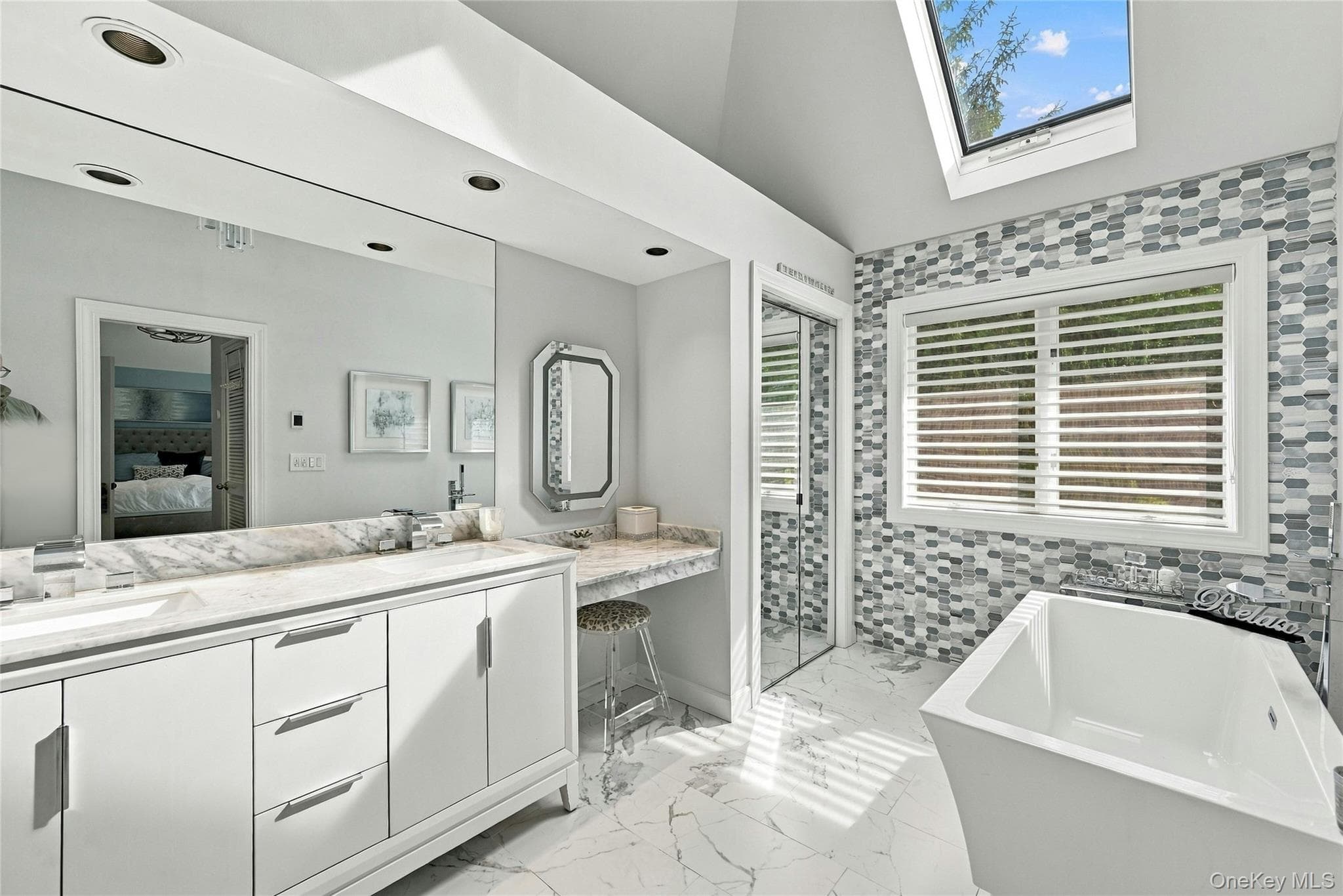 52 W Meadow Road thumbnail 19