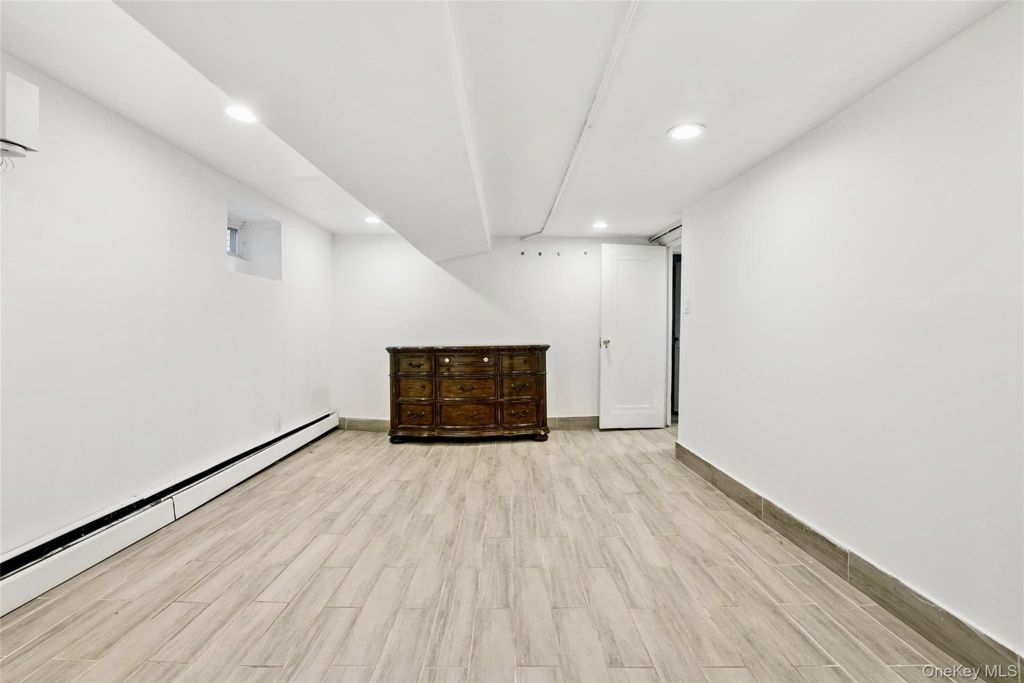 1631 Paulding Avenue thumbnail 28