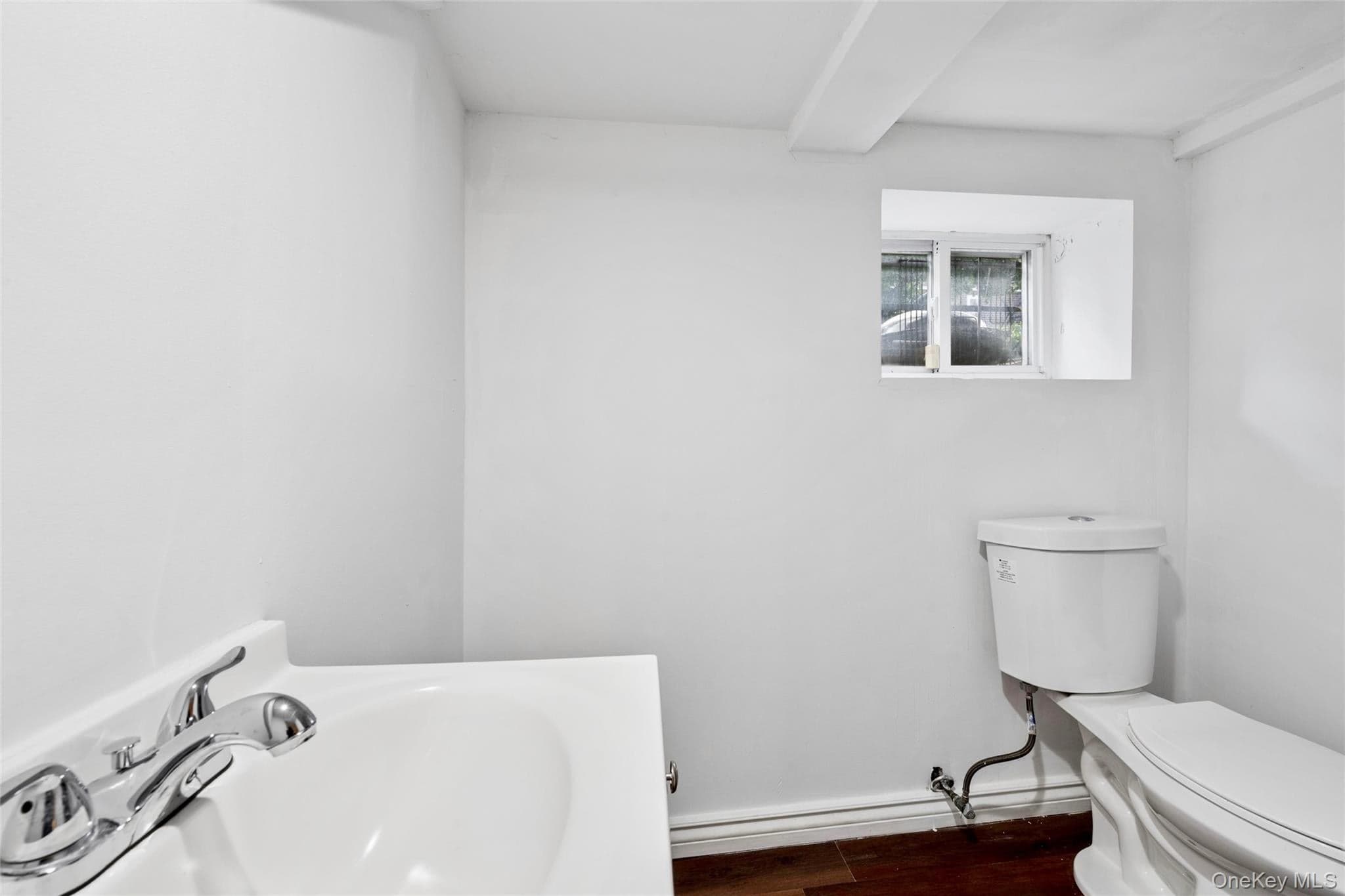 1631 Paulding Avenue thumbnail 20