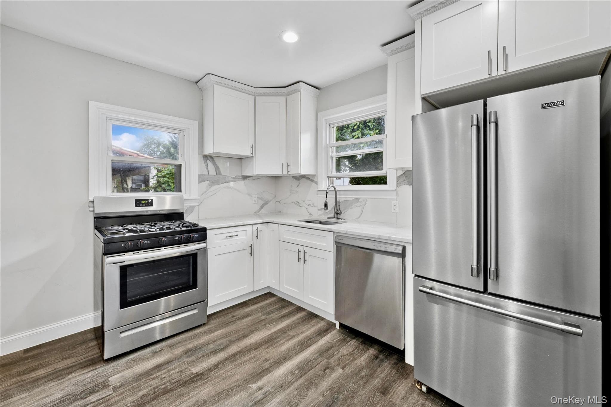 1631 Paulding Avenue thumbnail 12