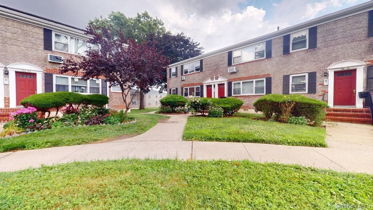 150-28 Jewel Avenue Unit: 1, Flushing