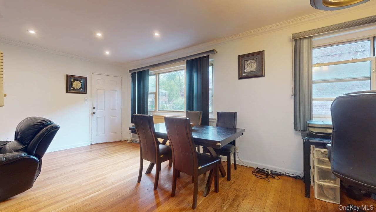 150-28 Jewel Avenue Unit: 1 thumbnail 10