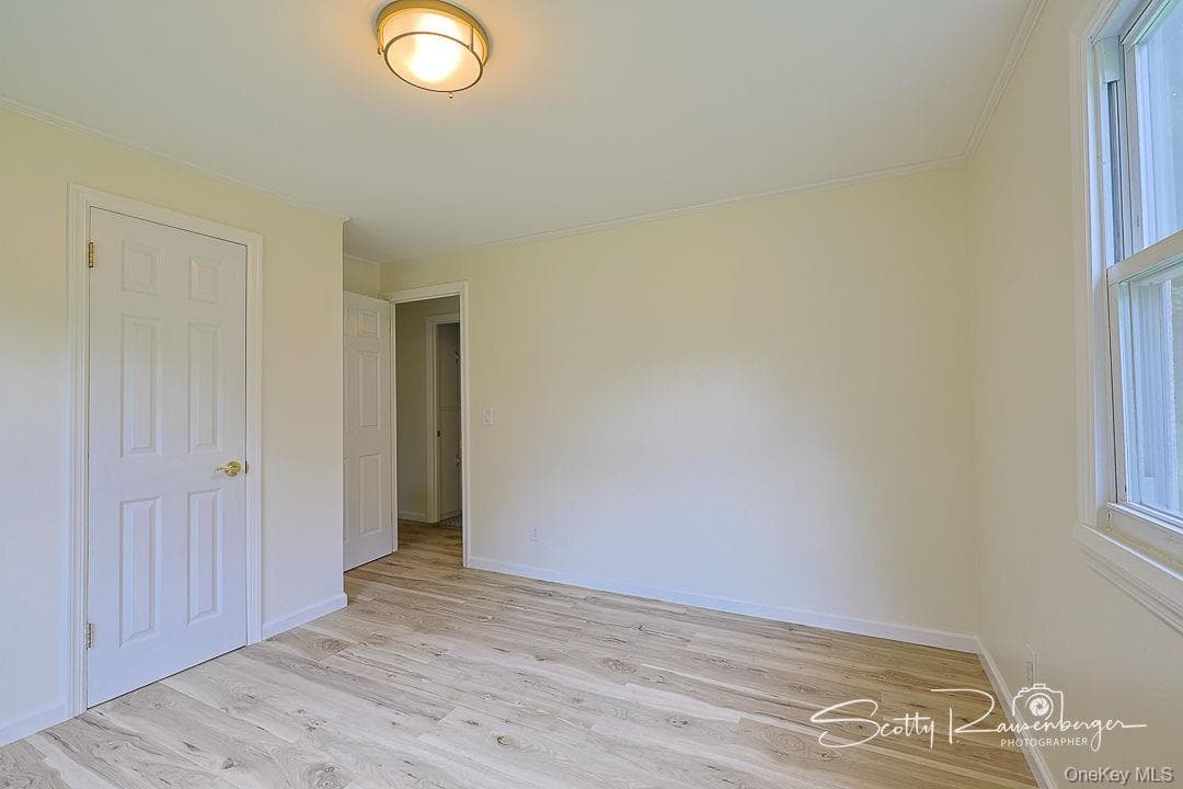814 N Hillside Road thumbnail 13