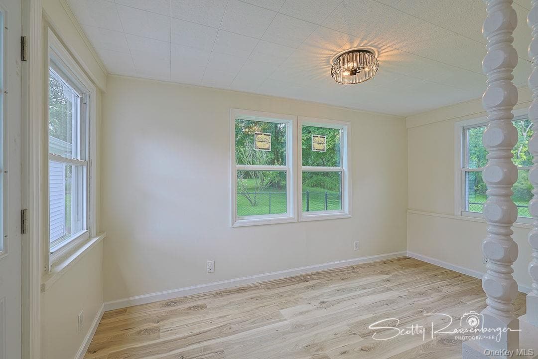 814 N Hillside Road thumbnail 18