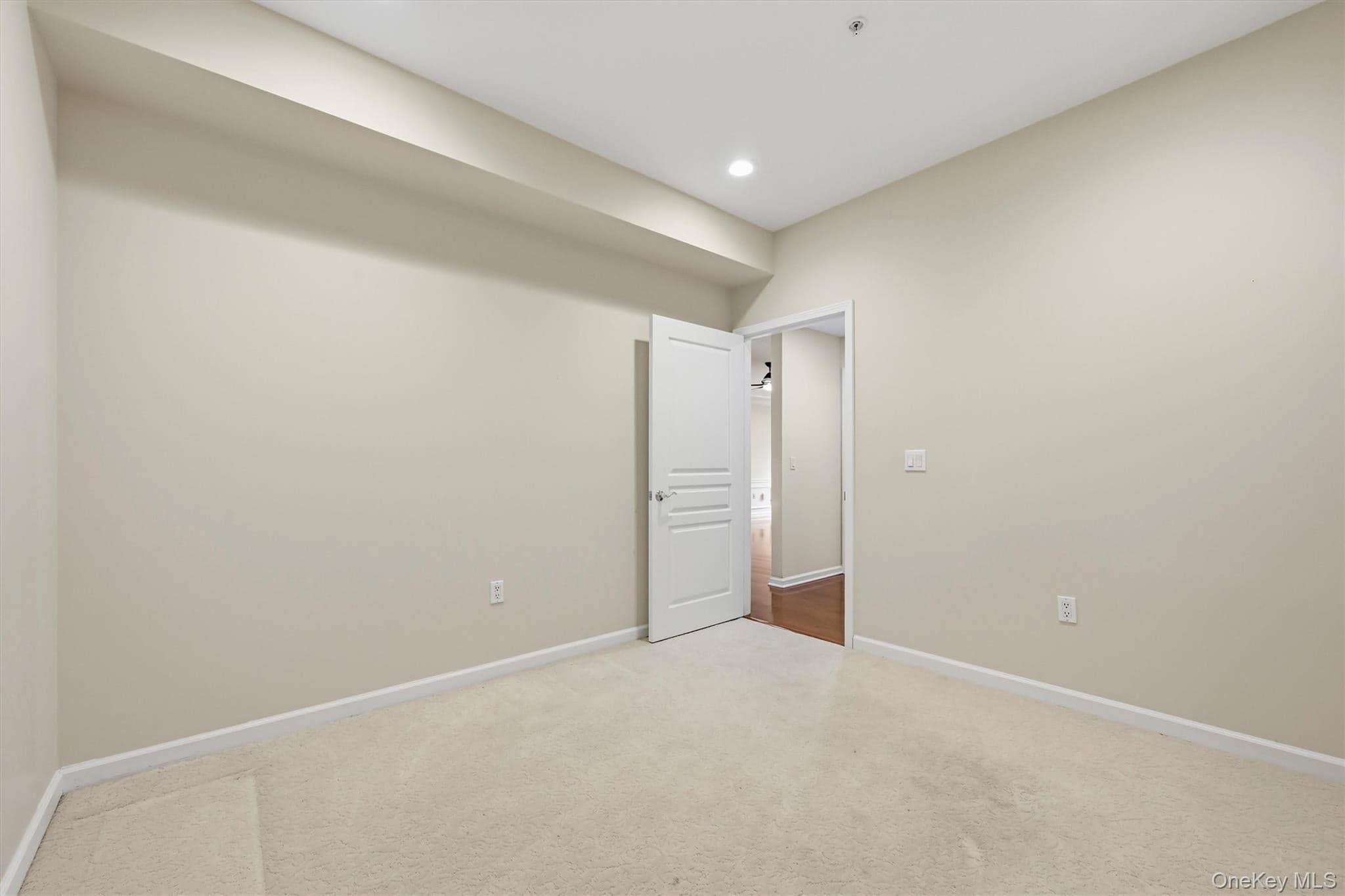 30 N De Baun Avenue Unit: 203 thumbnail 21