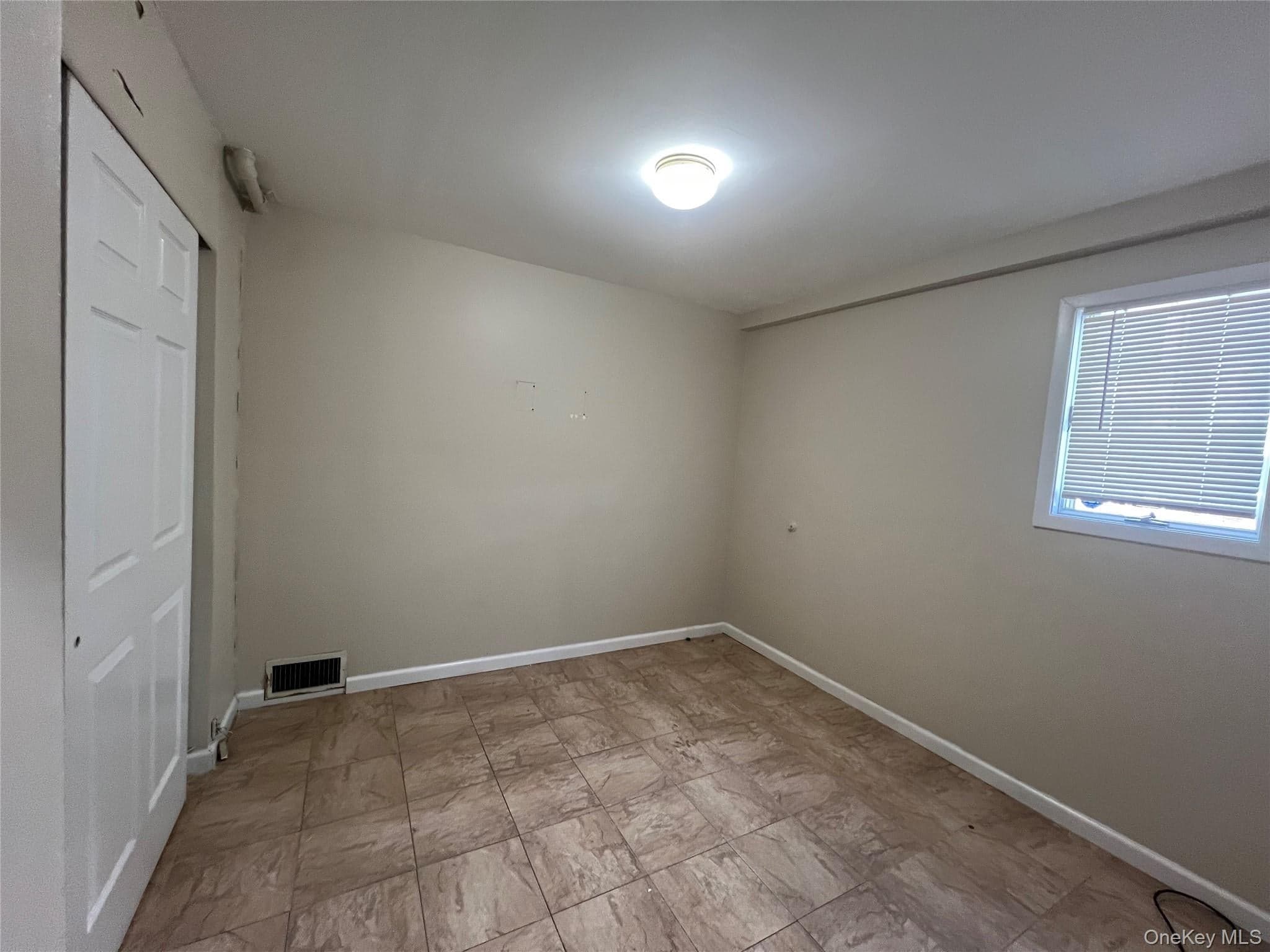 85-11 164th Avenue thumbnail 20