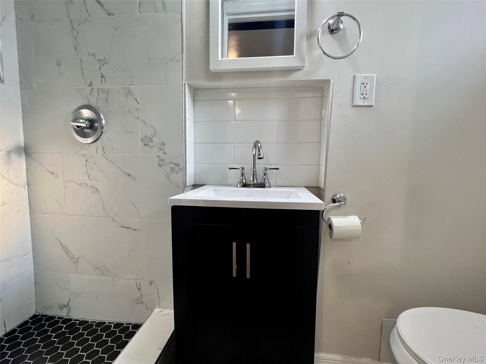 85-11 164th Avenue thumbnail 11