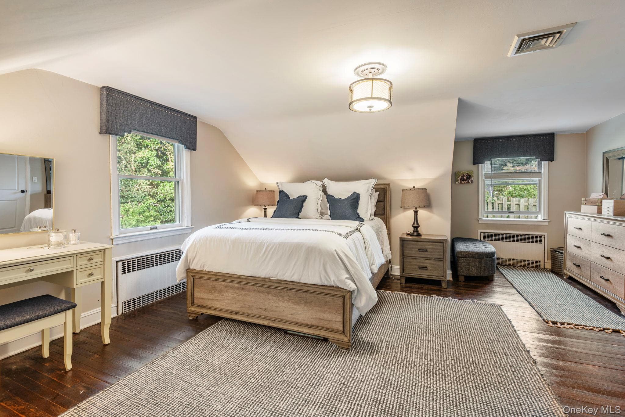 187 Scudder Avenue thumbnail 19