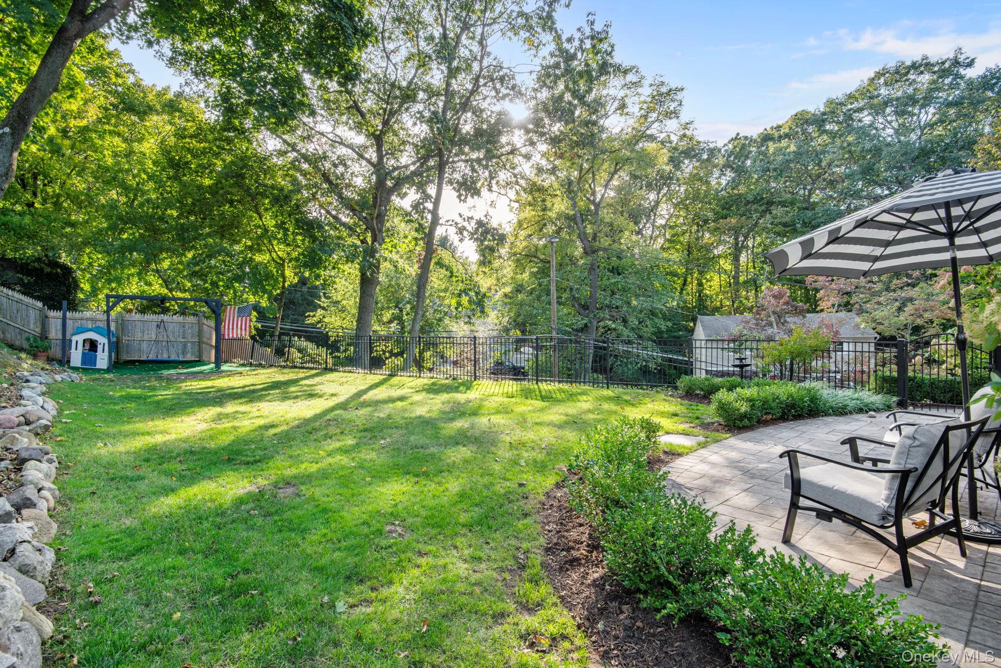 187 Scudder Avenue thumbnail 29