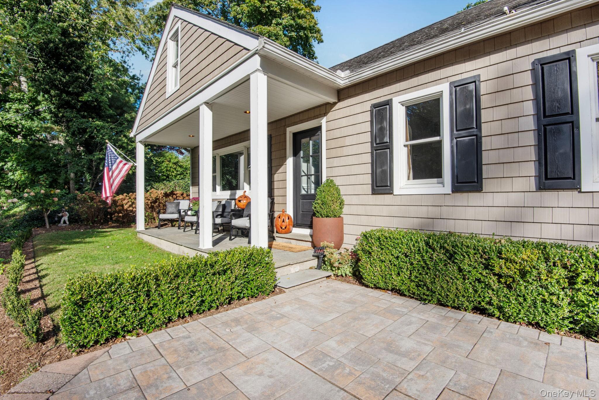 187 Scudder Avenue thumbnail 5