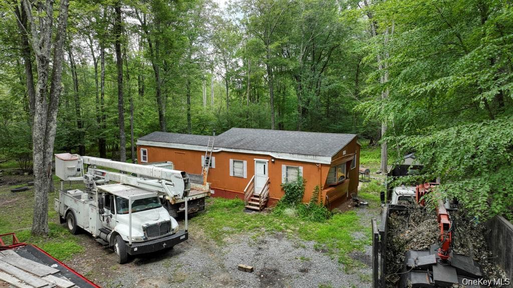 181 Oakridge Road thumbnail 18