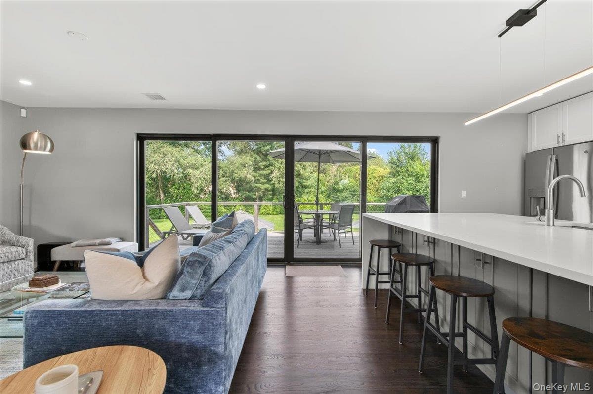 40 Knollwood Drive thumbnail 10
