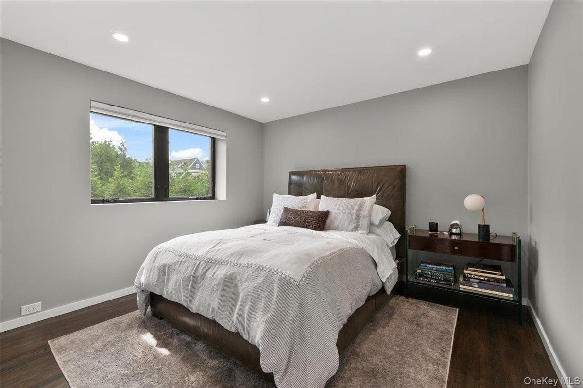 40 Knollwood Drive thumbnail 17