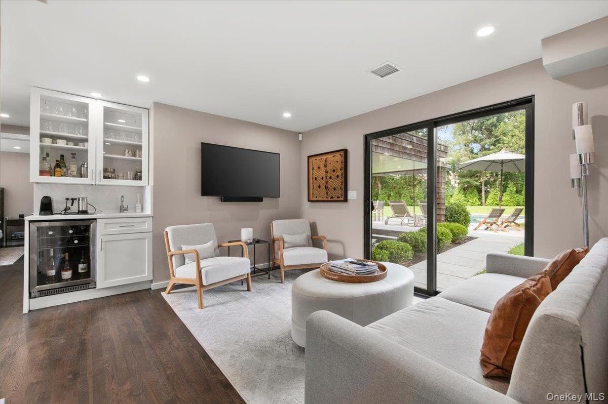 40 Knollwood Drive thumbnail 13