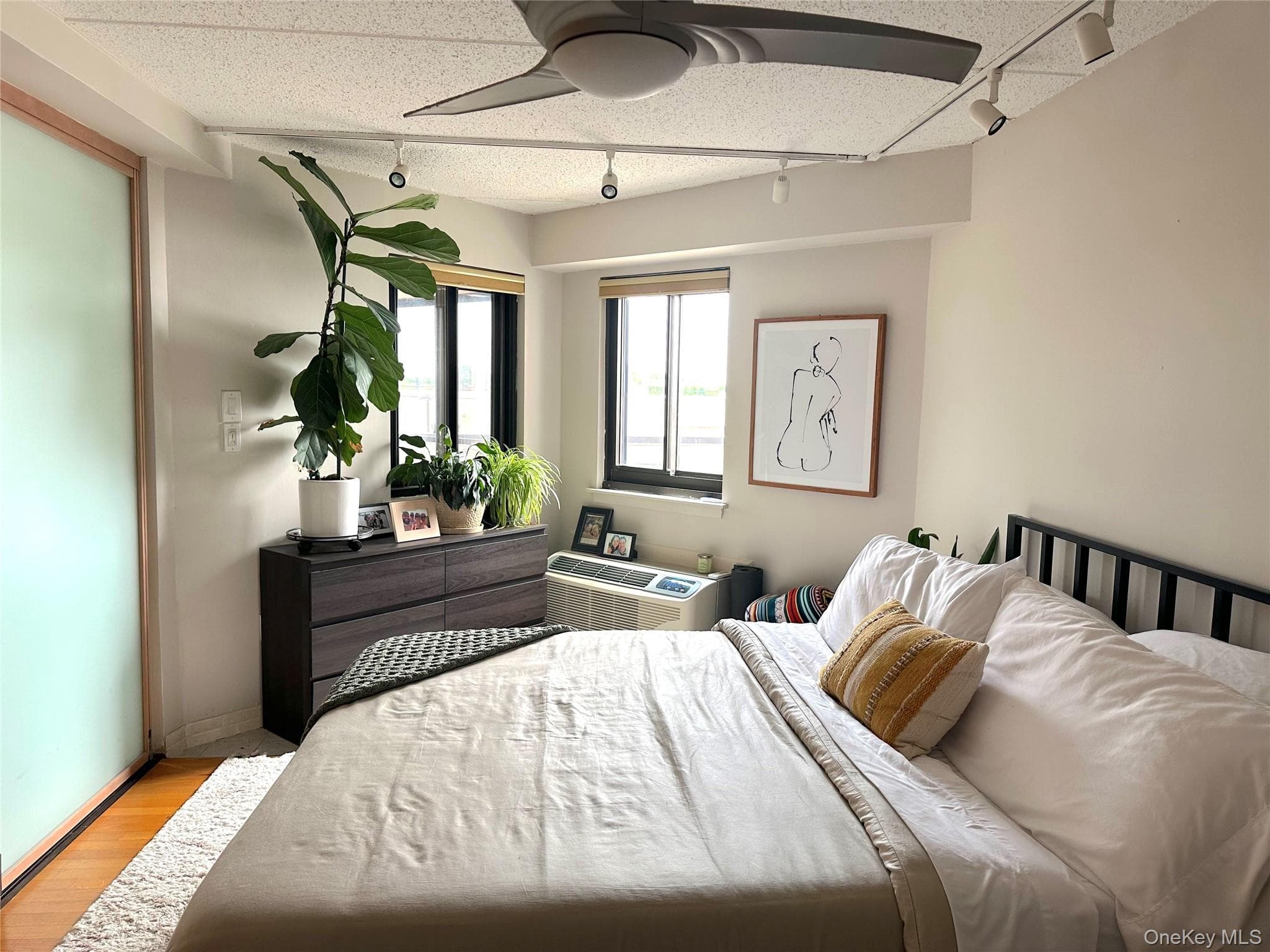 725 Miller Avenue Unit: 220 thumbnail 7