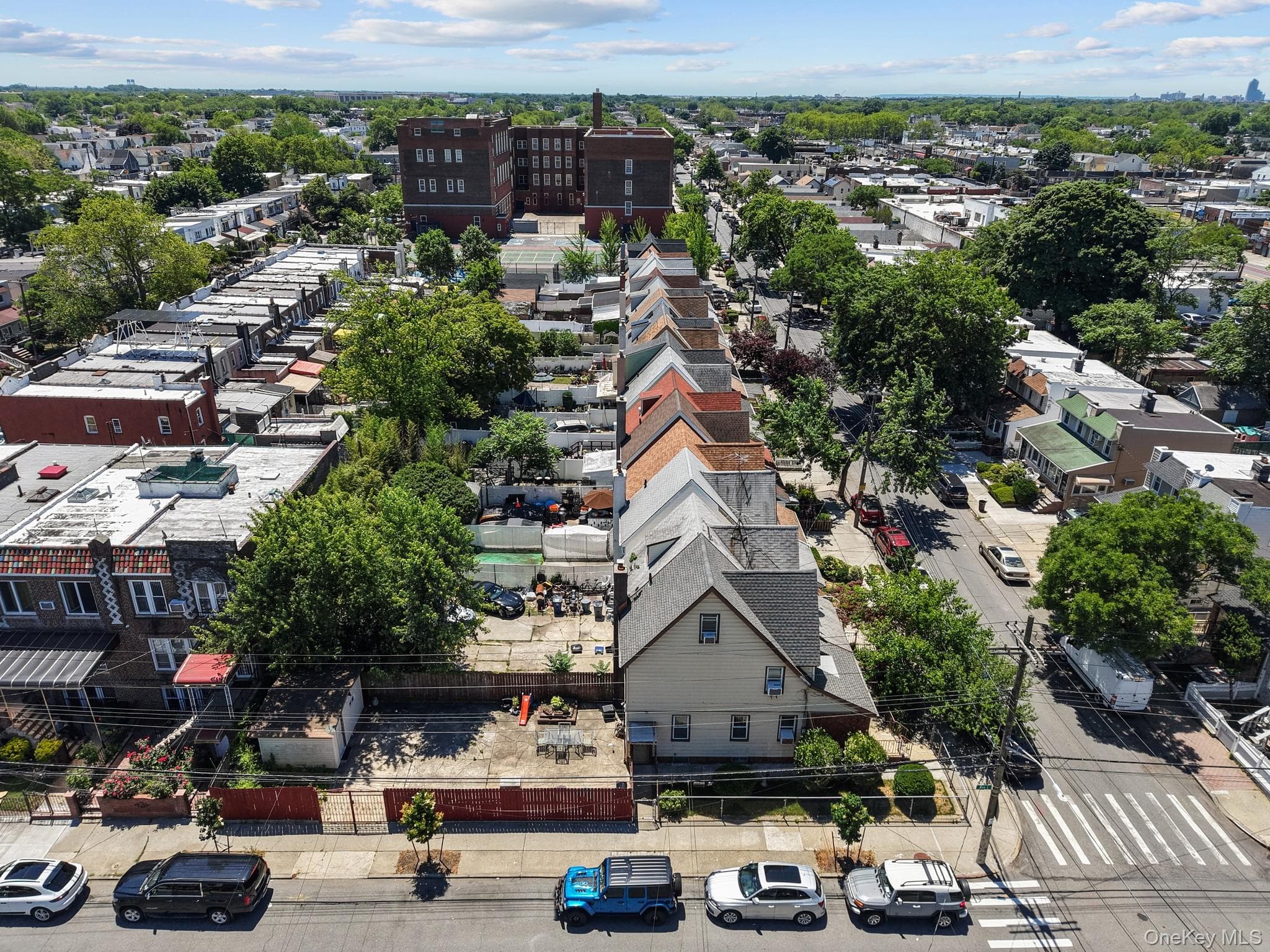 1511 E 51st Street thumbnail 27