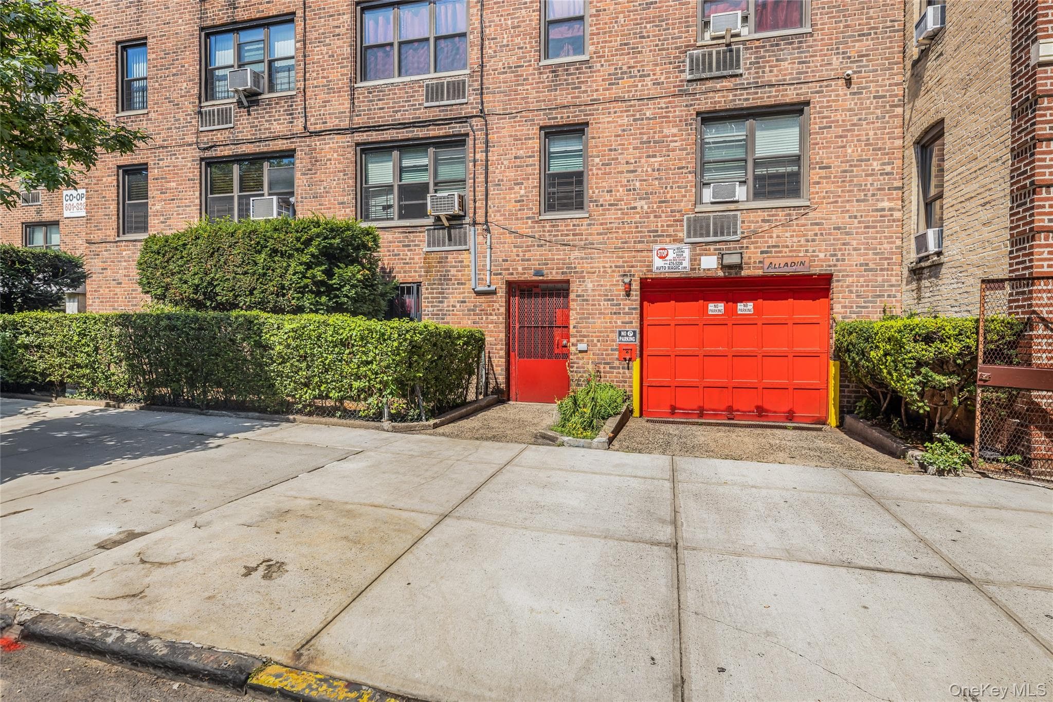 2835 Webb AVE Unit: 7E thumbnail 24