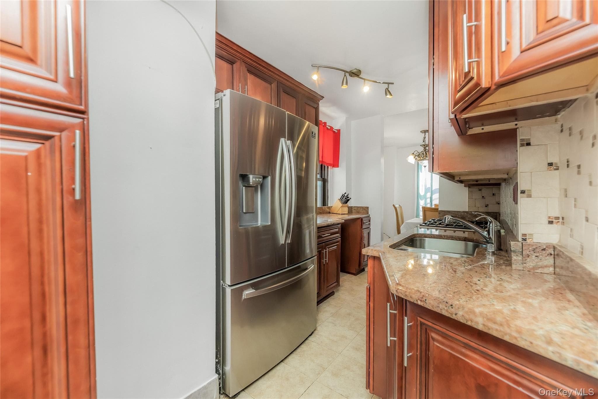 2835 Webb AVE Unit: 7E thumbnail 11
