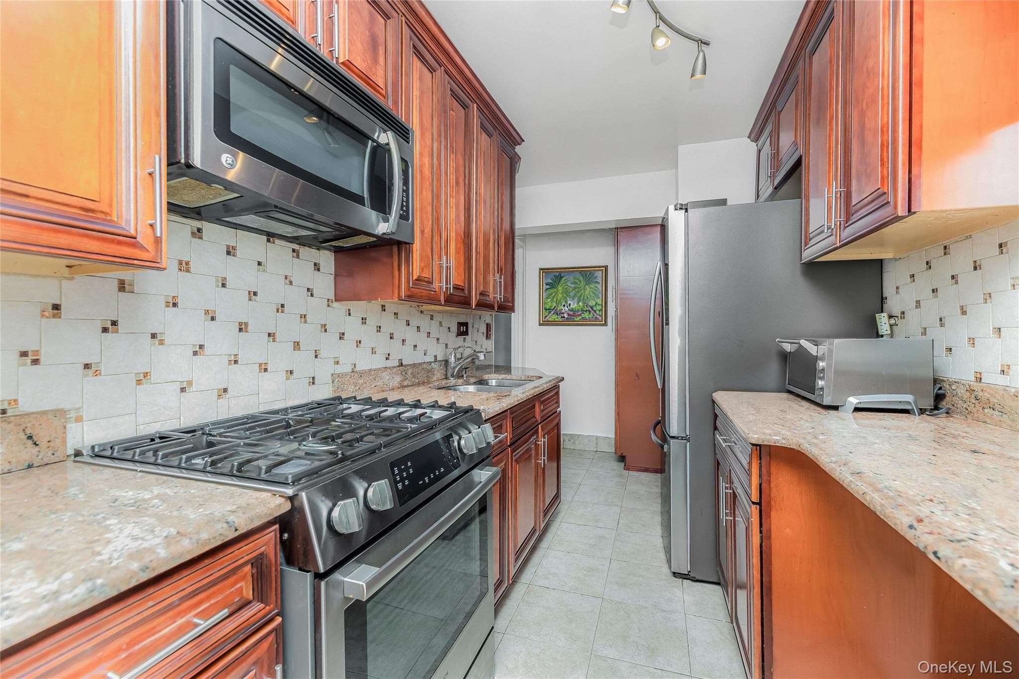 2835 Webb AVE Unit: 7E thumbnail 12