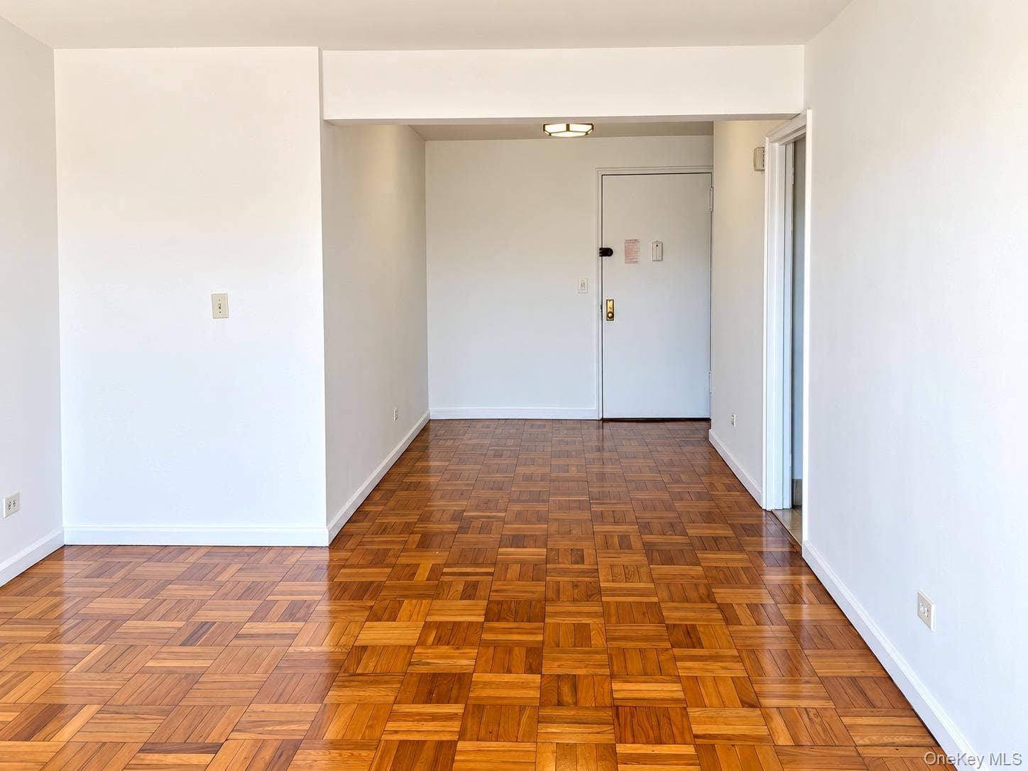 2835 Webb AVE Unit: 7E thumbnail 7