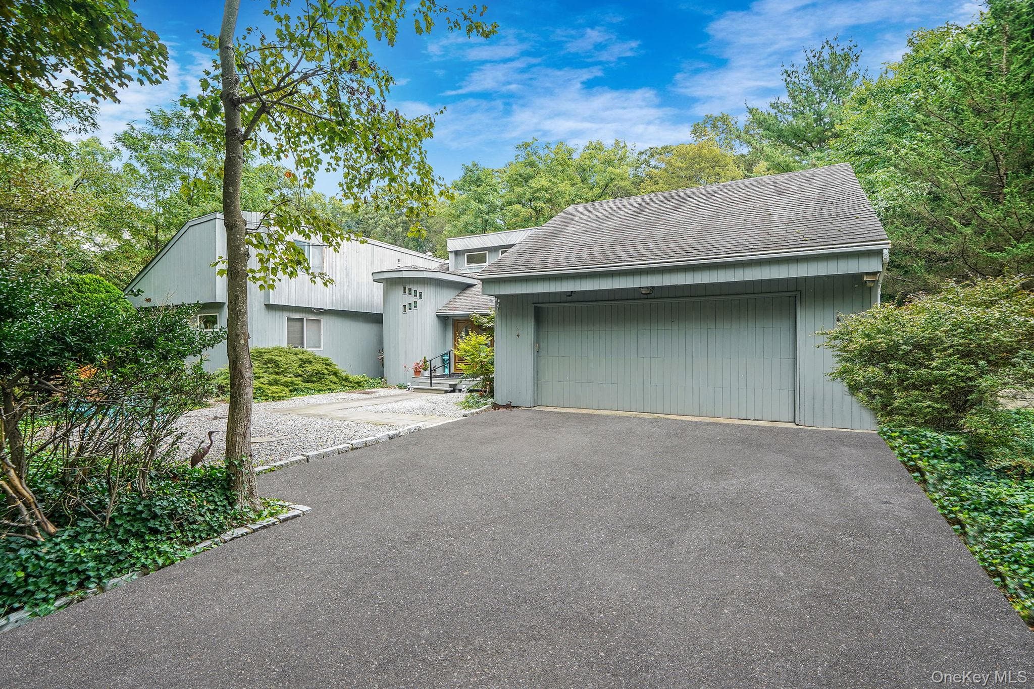 271 Bread And Cheese Hollow Road, Northport