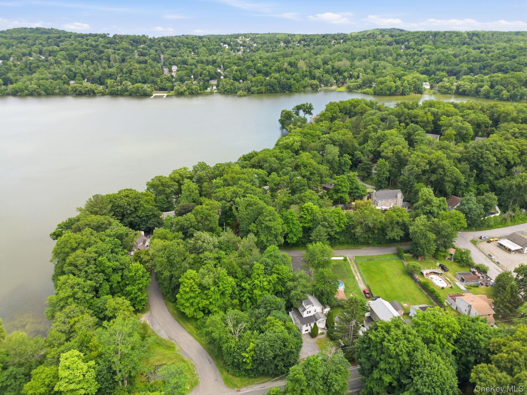 123 Haviland Drive thumbnail 46
