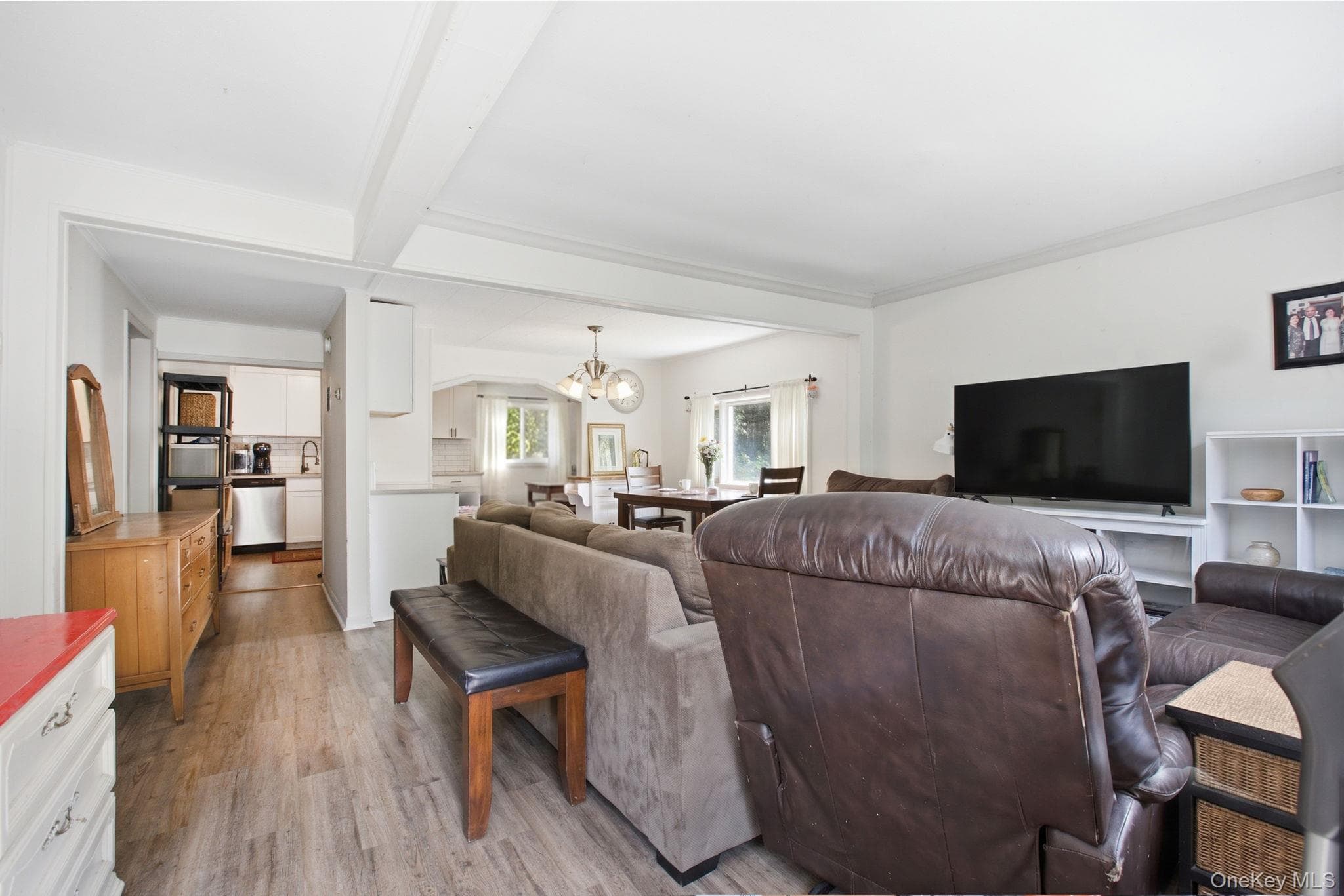 123 Haviland Drive thumbnail 9