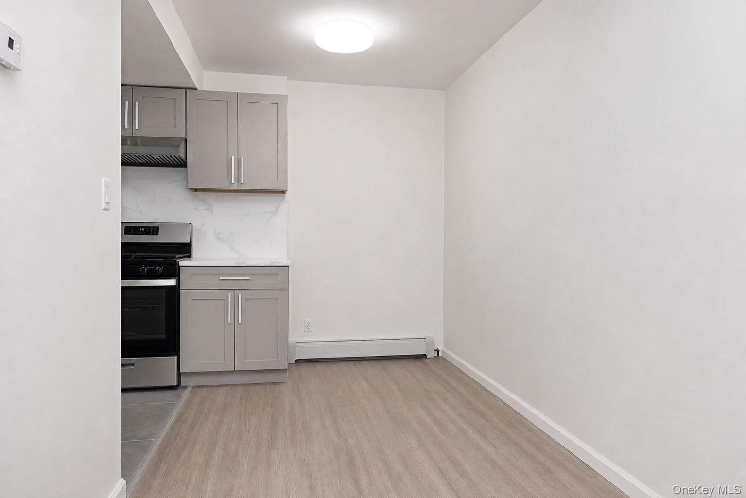 14434 37th Avenue Unit: 402 thumbnail 5