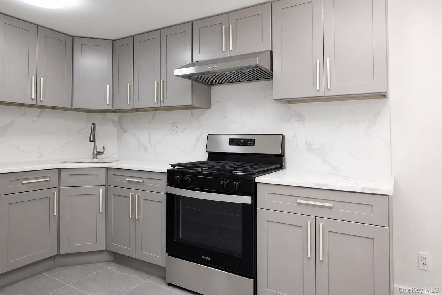 14434 37th Avenue Unit: 402 thumbnail 4