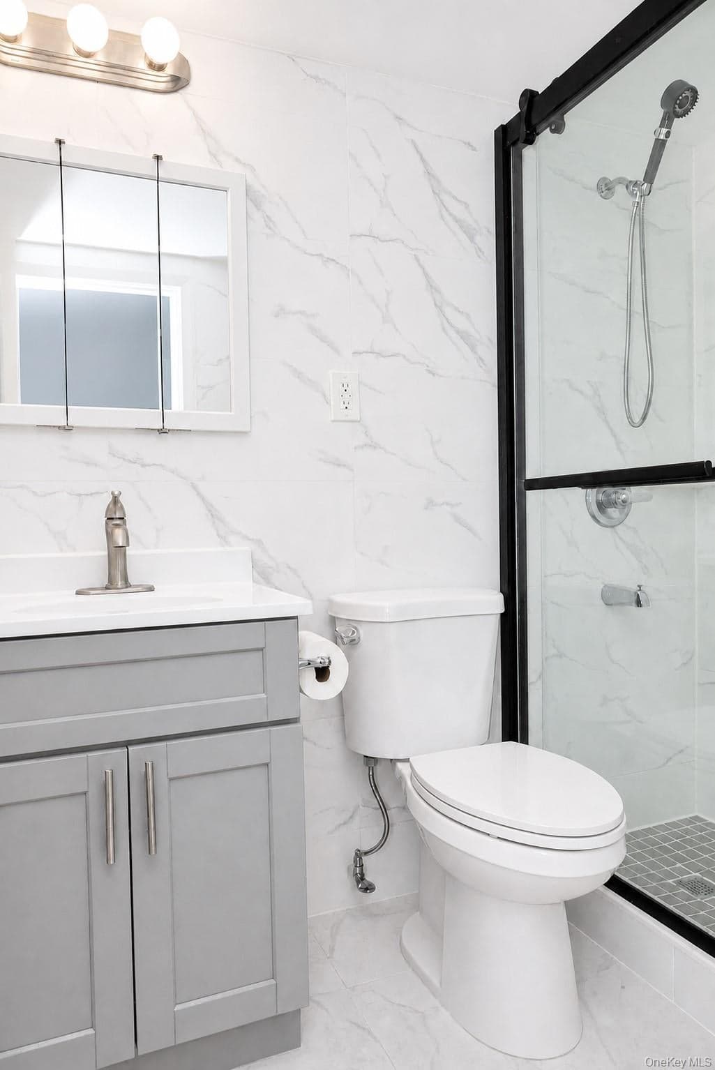 14434 37th Avenue Unit: 402 thumbnail 6