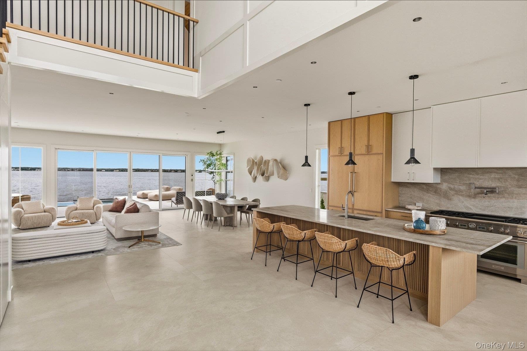 498 Dune Road thumbnail 13