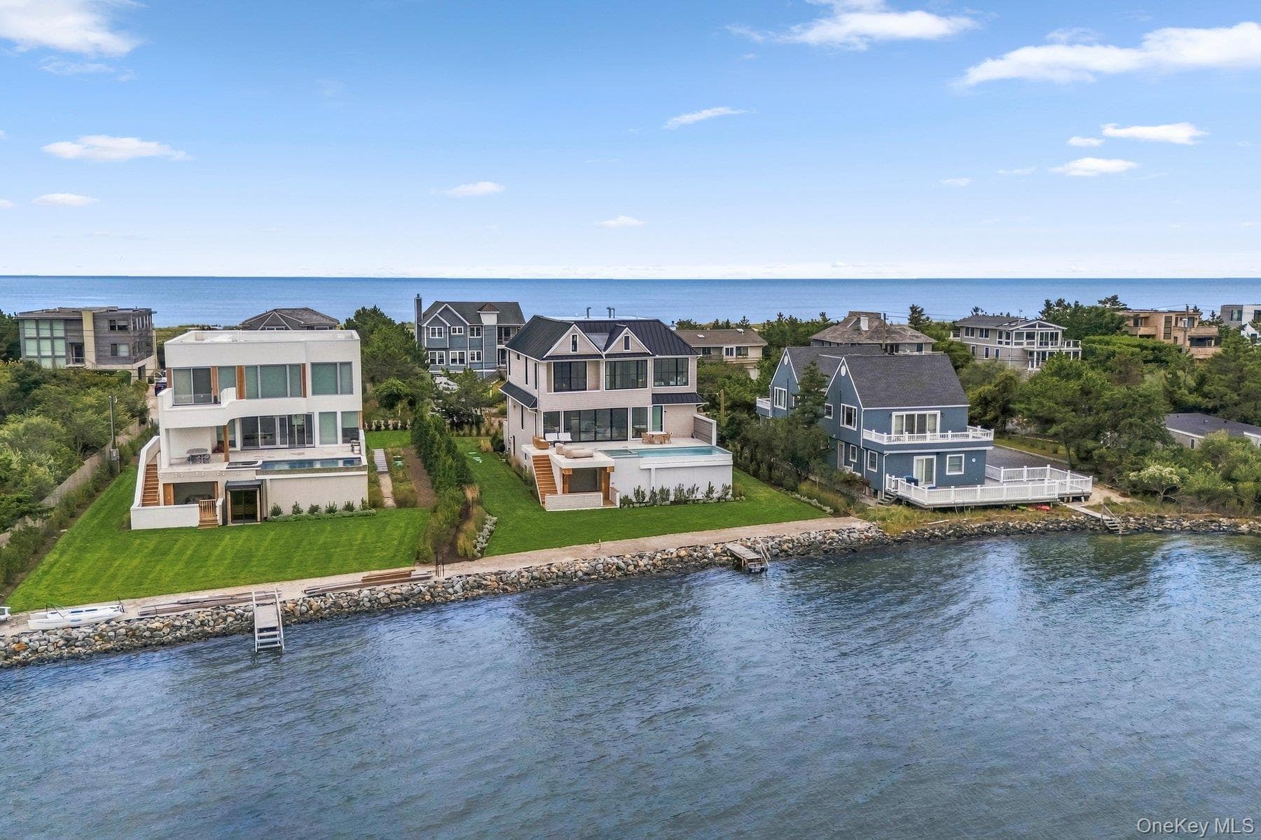498 Dune Road thumbnail 41