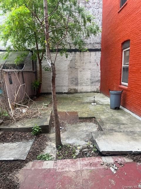 9414 Corona Avenue thumbnail 21