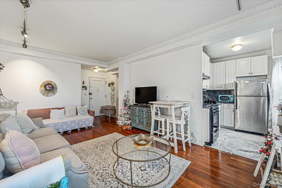 99-60 63rd Road Unit: 7S thumbnail 4