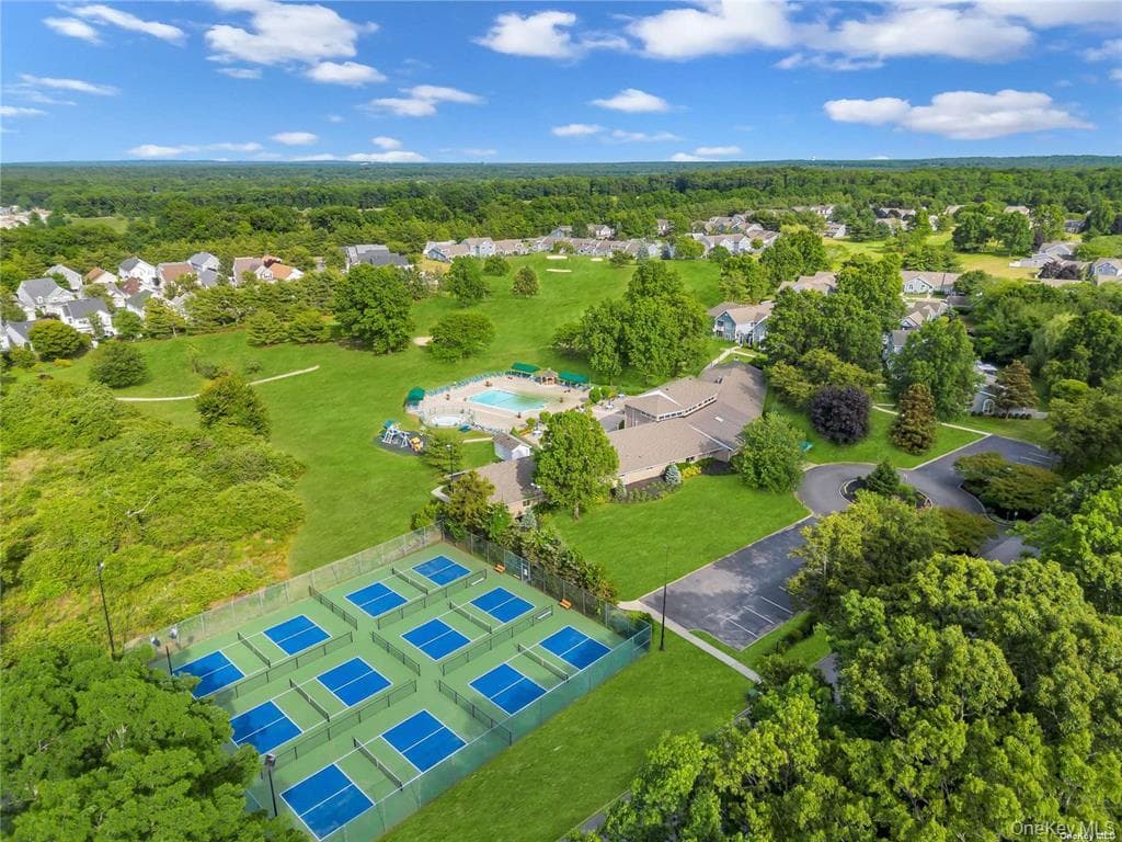 717 Spring Lake Drive thumbnail 14