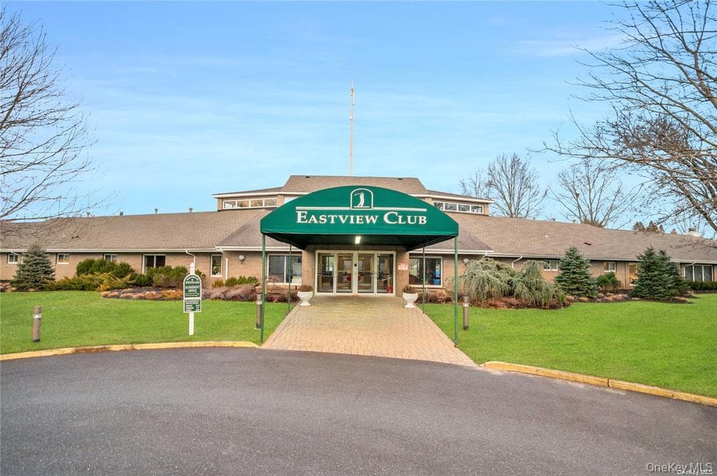 717 Spring Lake Drive thumbnail 17