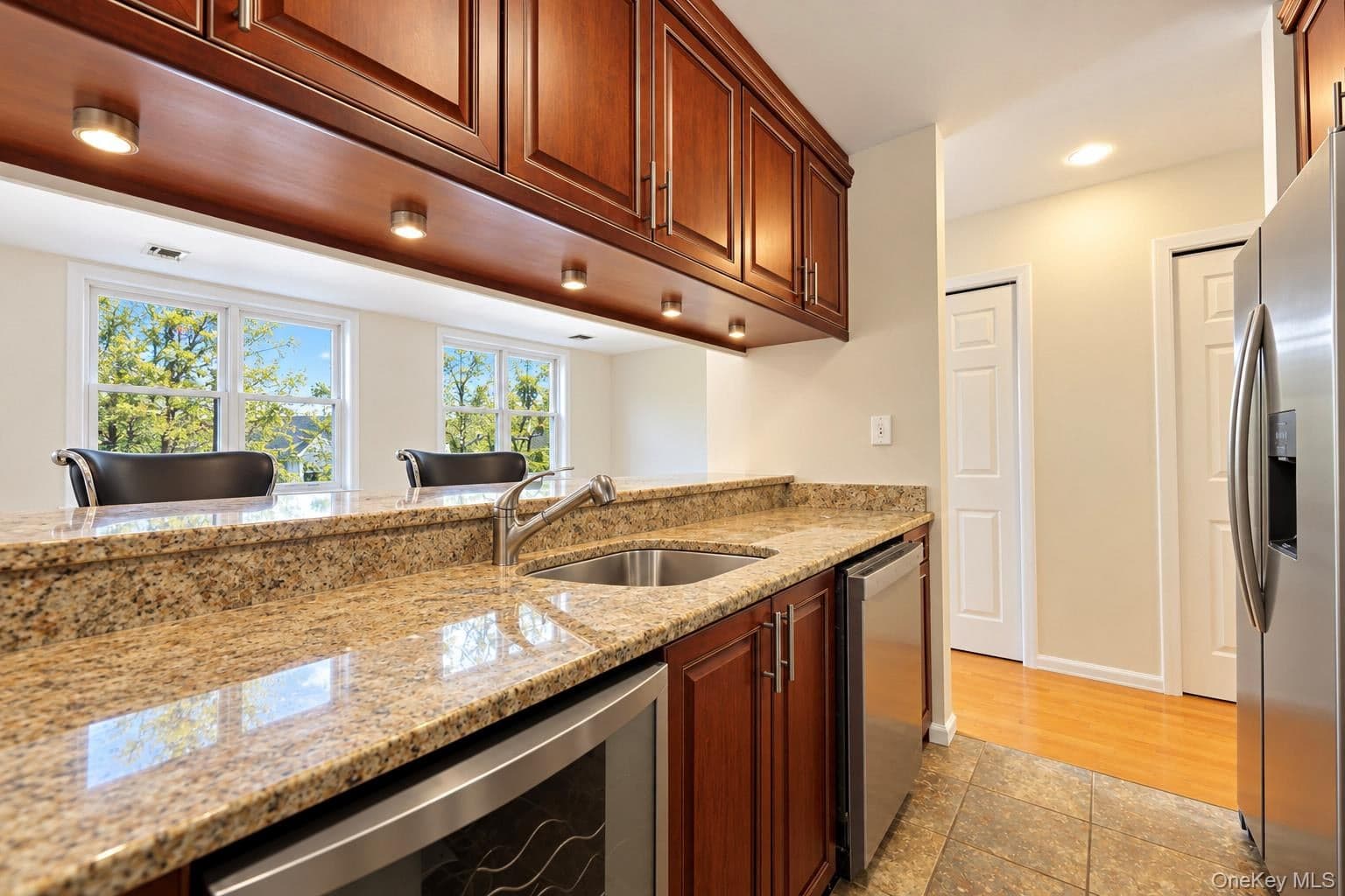 207 Sunset Boulevard Unit: 9207B thumbnail 9