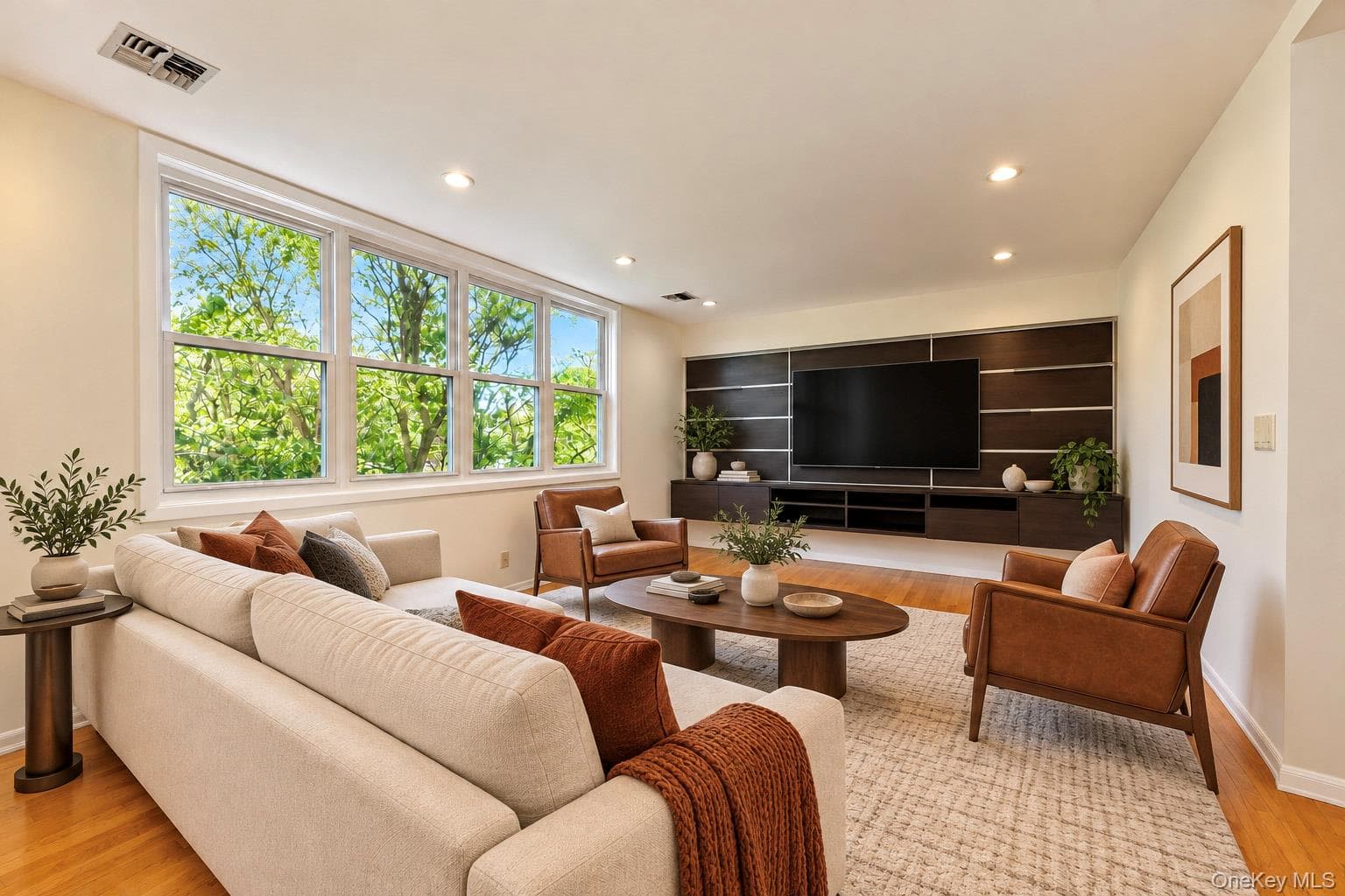 207 Sunset Boulevard Unit: 9207B thumbnail 2